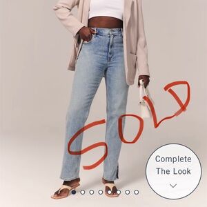 Abercrombie and Fitch 90’s ultra high rise straight leg light wash jeans size 12